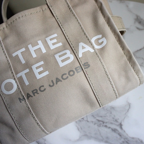 Marc Jacobs Small Tote Bag Beige - Picture 8 of 13